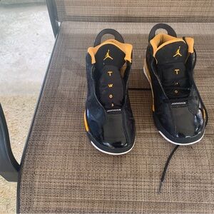 Kids size 3 Jordan’s